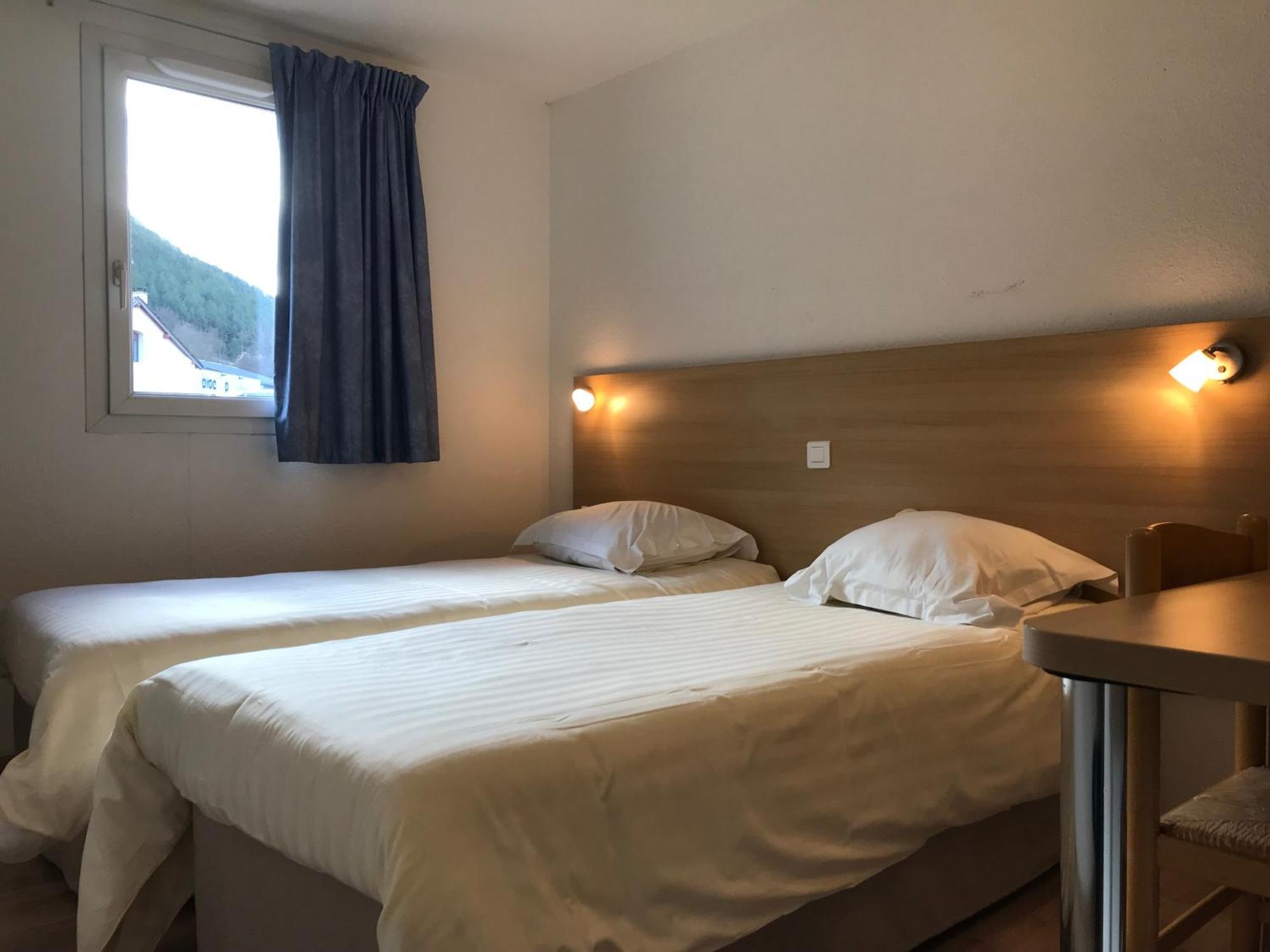 Brit Hotel Essentiel Deltour 망드 외부 사진