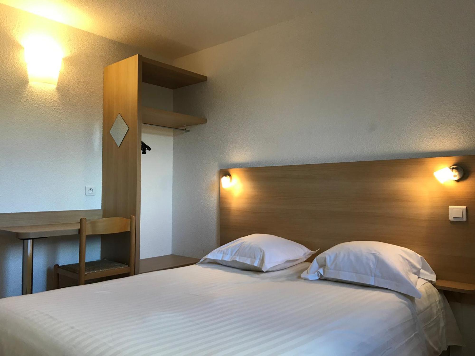 Brit Hotel Essentiel Deltour 망드 외부 사진